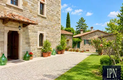 Landhuis te koop Caprese Michelangelo, Toscane, Foto 33/39