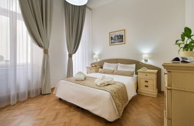 Herenhuis te koop Praha, Karlovo náměstí , Praag, Foto 3/12