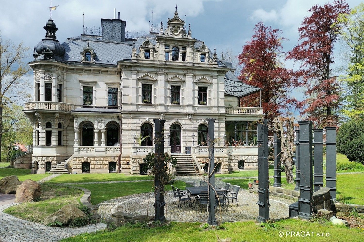 Images Imposante villa in neo-renaissance stijl nabij de Duitse grens