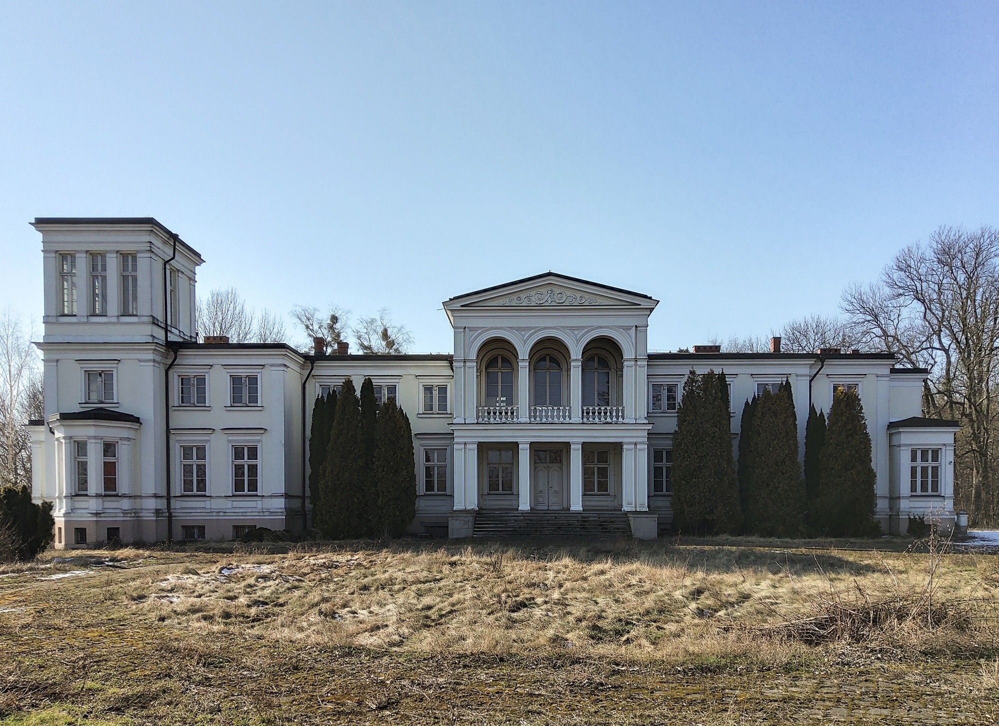 Images Landhuis aan het meer bij Poznan