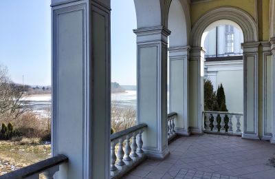 Kasteel te koop Lubstów, Pałac w Lubstowie, Groot-Polen, Loggia