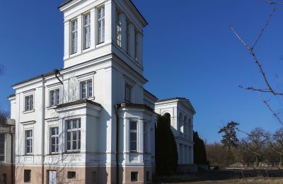 Kasteel te koop Lubstów, Pałac w Lubstowie, Groot-Polen, Zijaanzicht