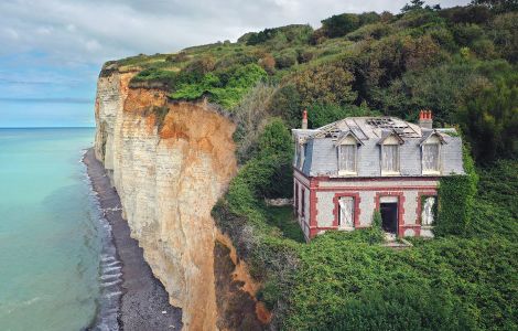 Saint-Pierre-en-Port, Chemin du Raidillon - Saint-Pierre-en-Port: Villa abandonnée