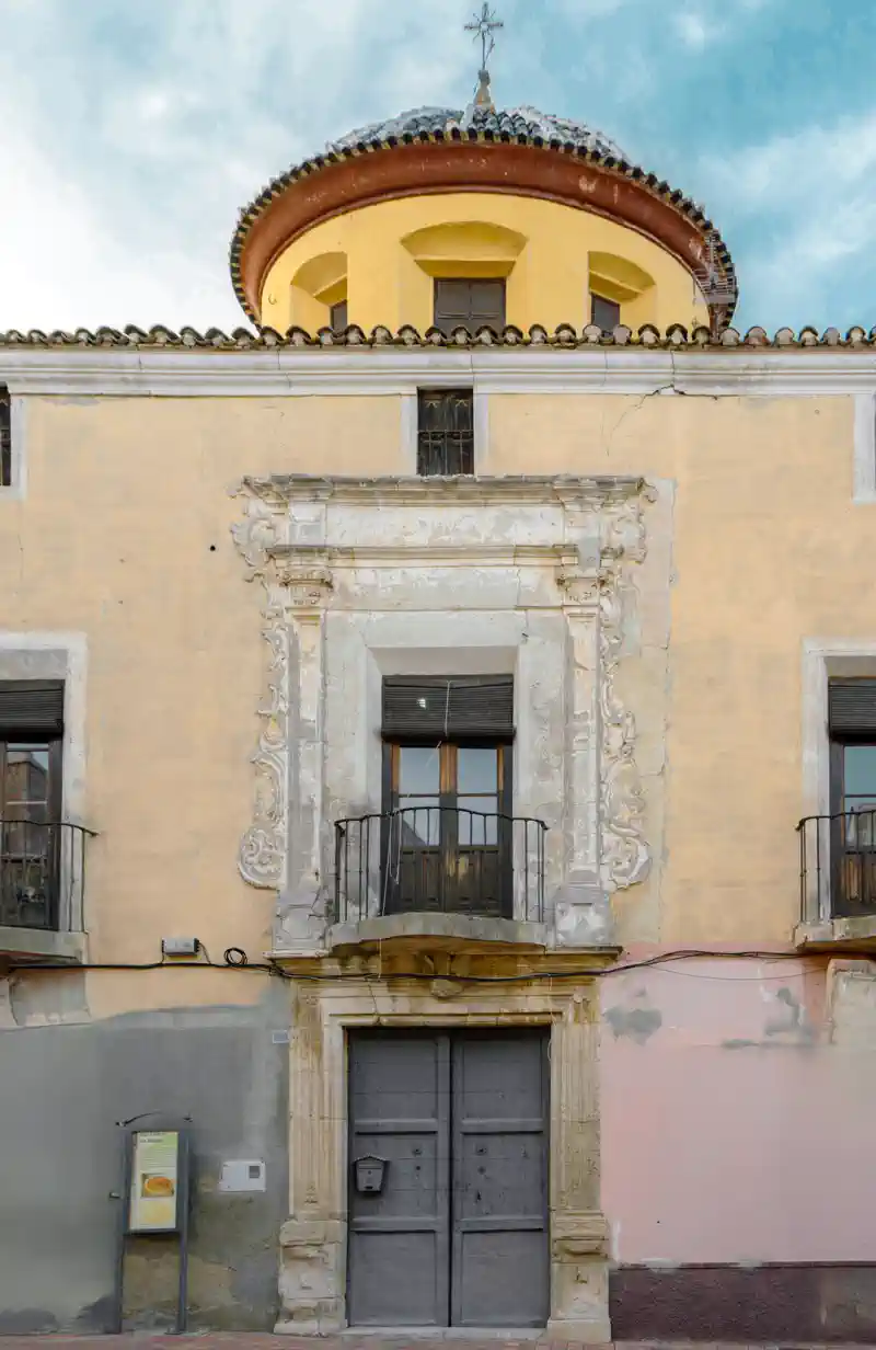 Een paleis in de oude binnenstad van Chinchilla, Castilië