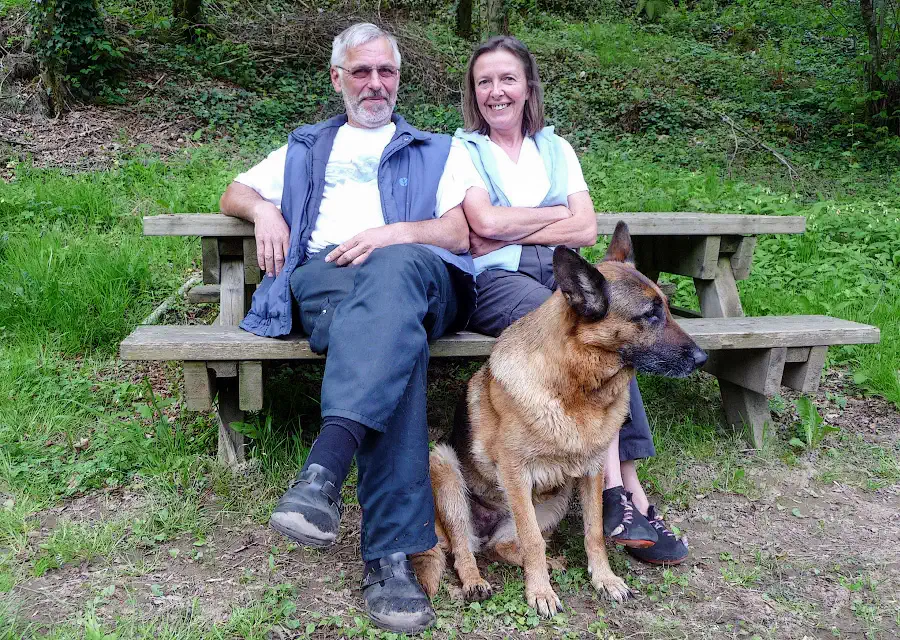 Moulin Bas, terrein met waterval