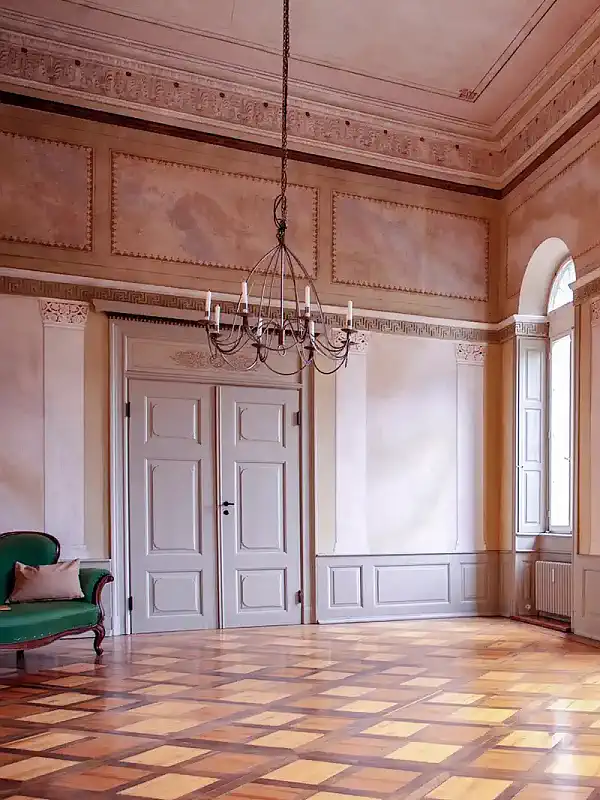 Salle de bal à l’intérieur du Manoir de Niendorf près de Hambourg, Allemagne