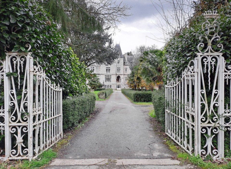 Manoirs de Bretagne : Château du Val-Bouan, Planguenoual