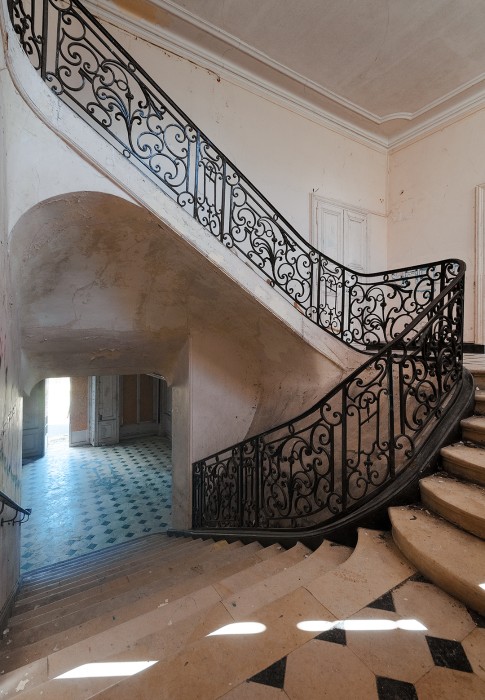 Château baroque en Normandie : escalier, Noyers