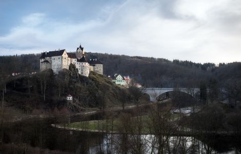 /pp/cc_by_nc_sa/thumb-cz-karlovarsky-kraj-hrad-loket.jpg