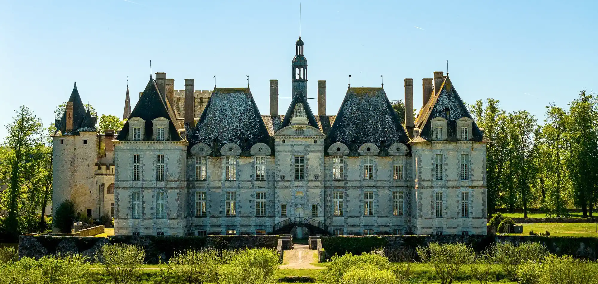 Kasteel te koop - Kastelen te koop Frankrijk juni 2026