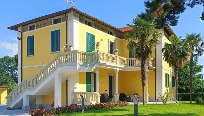 Late Liberty-villa aan het Lago Maggiore met warmtepomp en uitstekende energie-efficiëntie