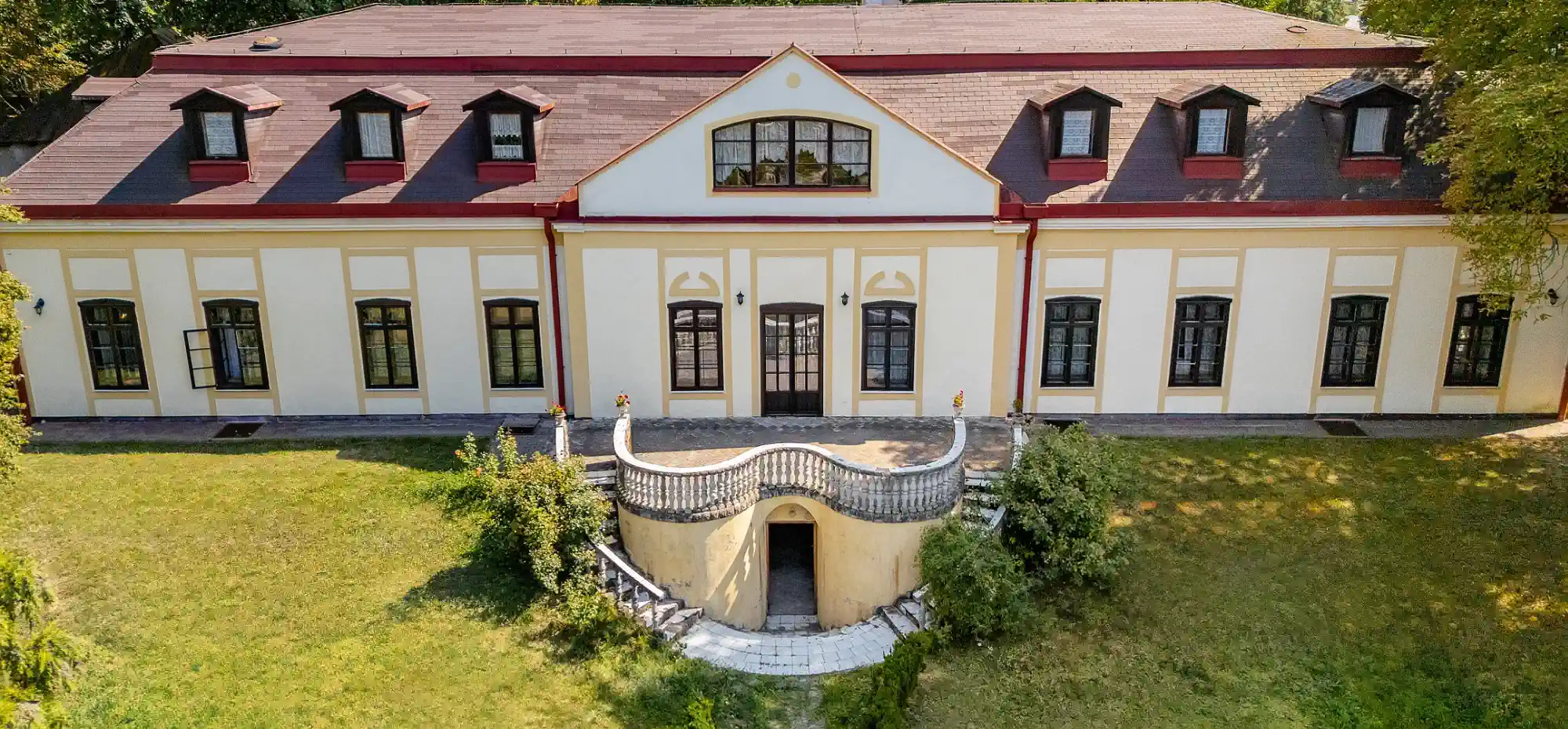 Manoir néobaroque en Slovaquie orientale, Slovaquie