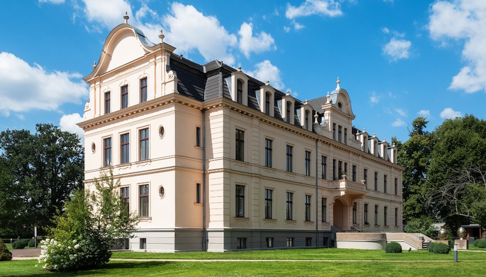 Foto's /pp/medium-deutschland-brandenburg-ribbeck-schloss.jpg
