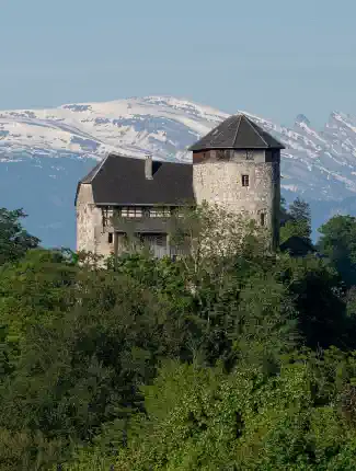 Château sur les hauteurs du Vorarlberg, près de la Suisse, avec vue panoramique, 6845 Hohenems, Vorarlberg