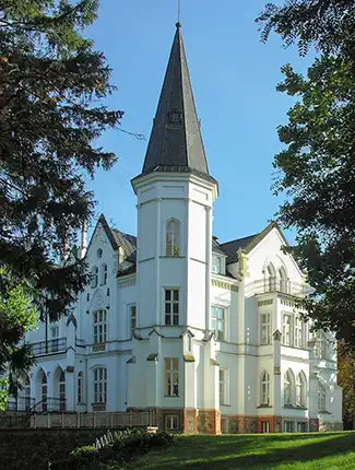 Demeure "Pałacyk Victoria" de style néogothique dans le sud-ouest de la Pologne