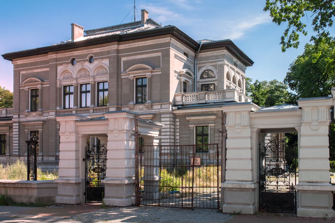 Villas Historiques Łódź: Villa Grohman, Portail d'Entrée